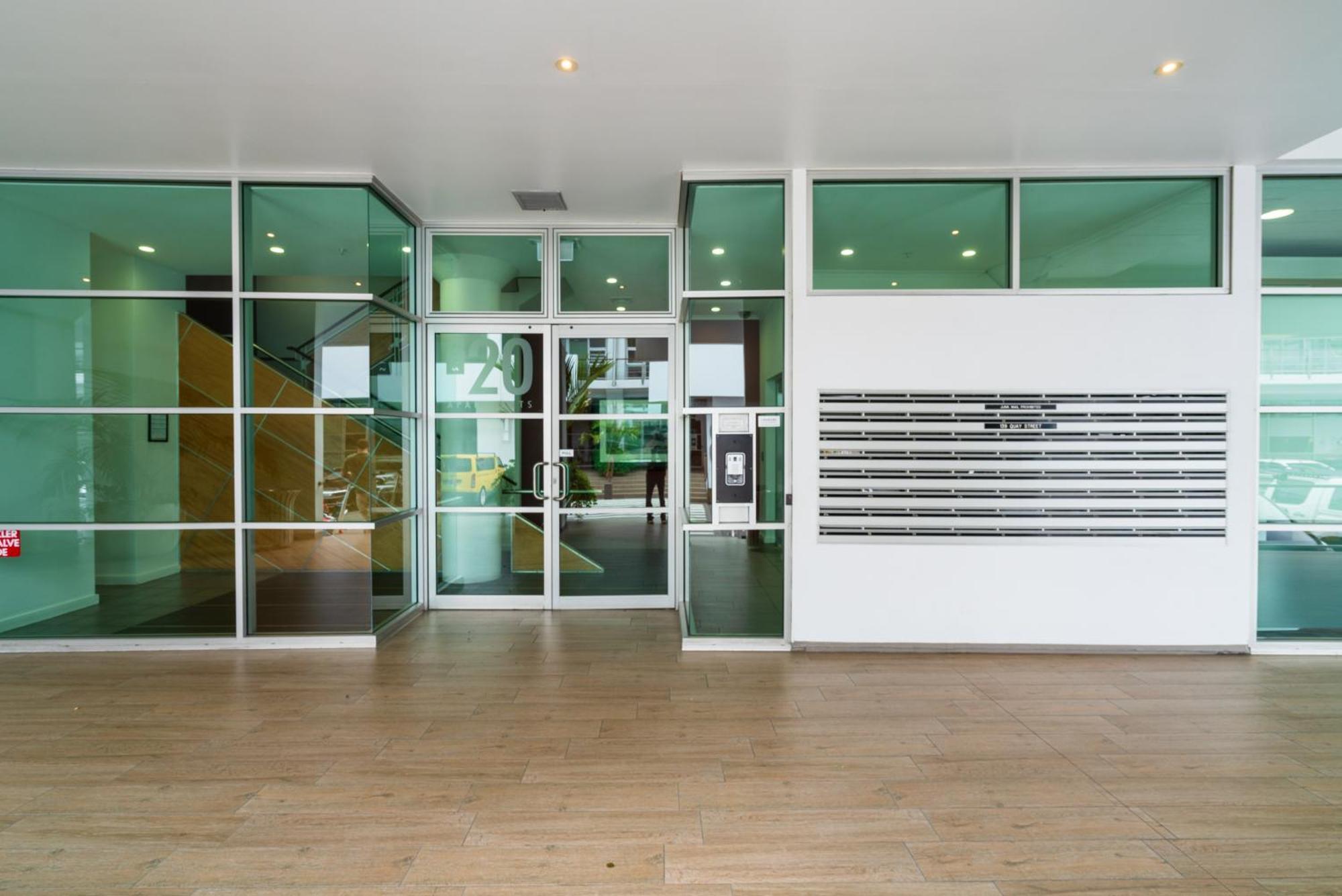 אוקלנד Penthouse Apartment With Stunning Harbour Views מראה חיצוני תמונה