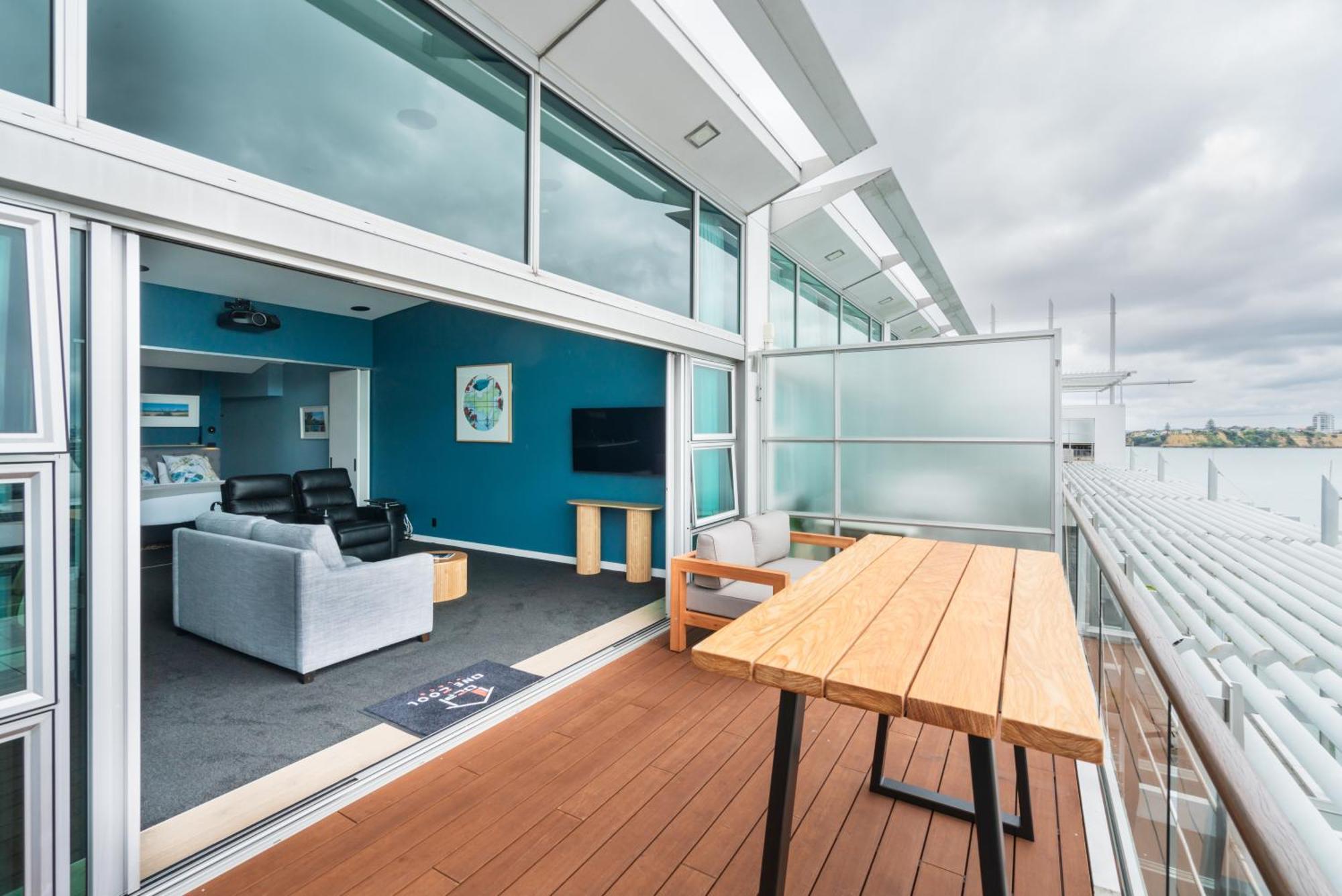 אוקלנד Penthouse Apartment With Stunning Harbour Views מראה חיצוני תמונה